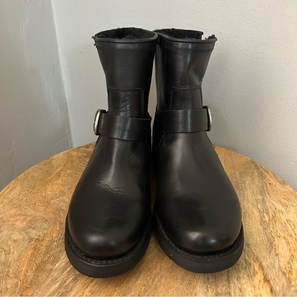 NWOT Frye Veronica Shearling Short Bootie Boots size 6
